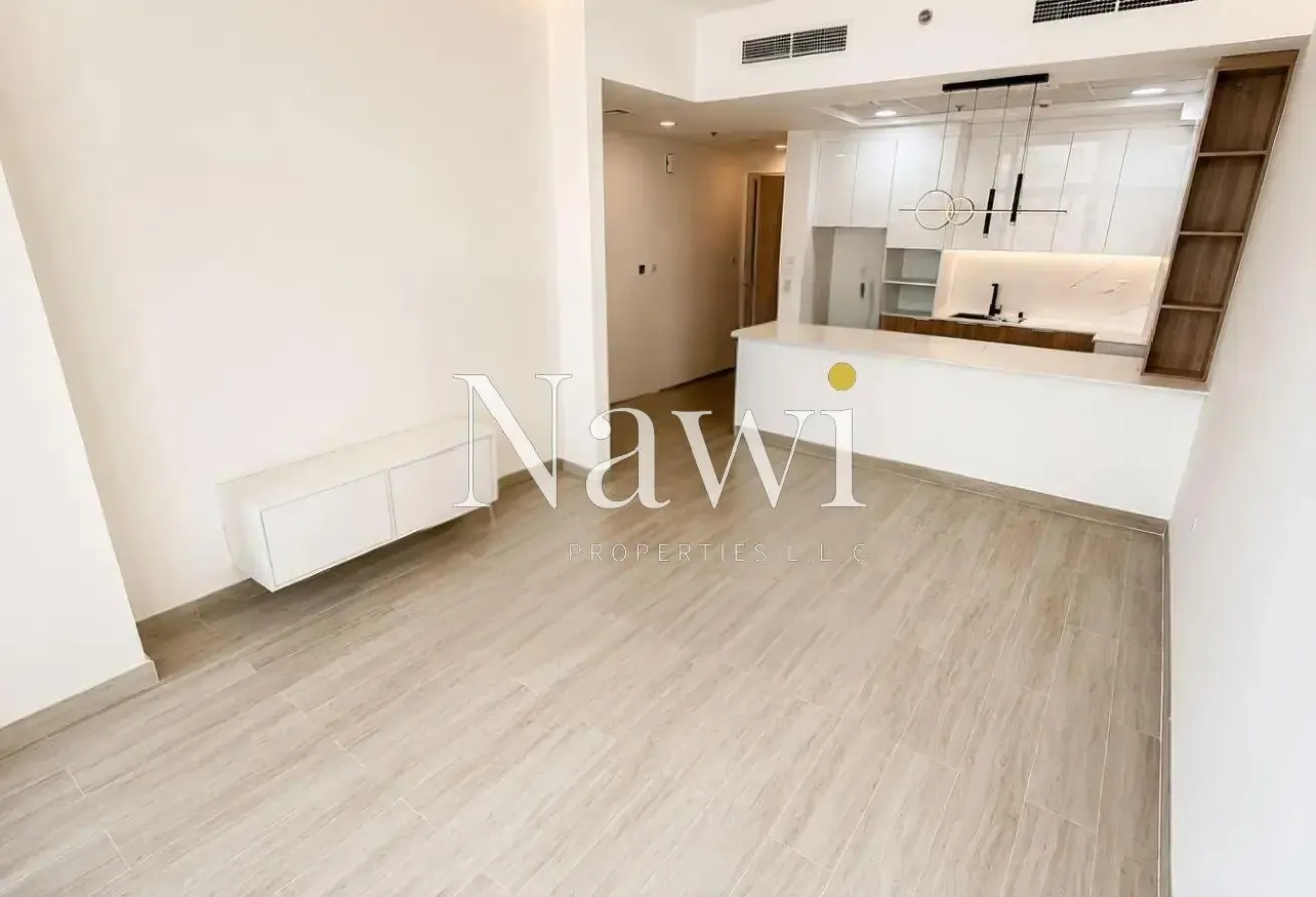 Near Circle Mall | Payment Plan | Spacious Space