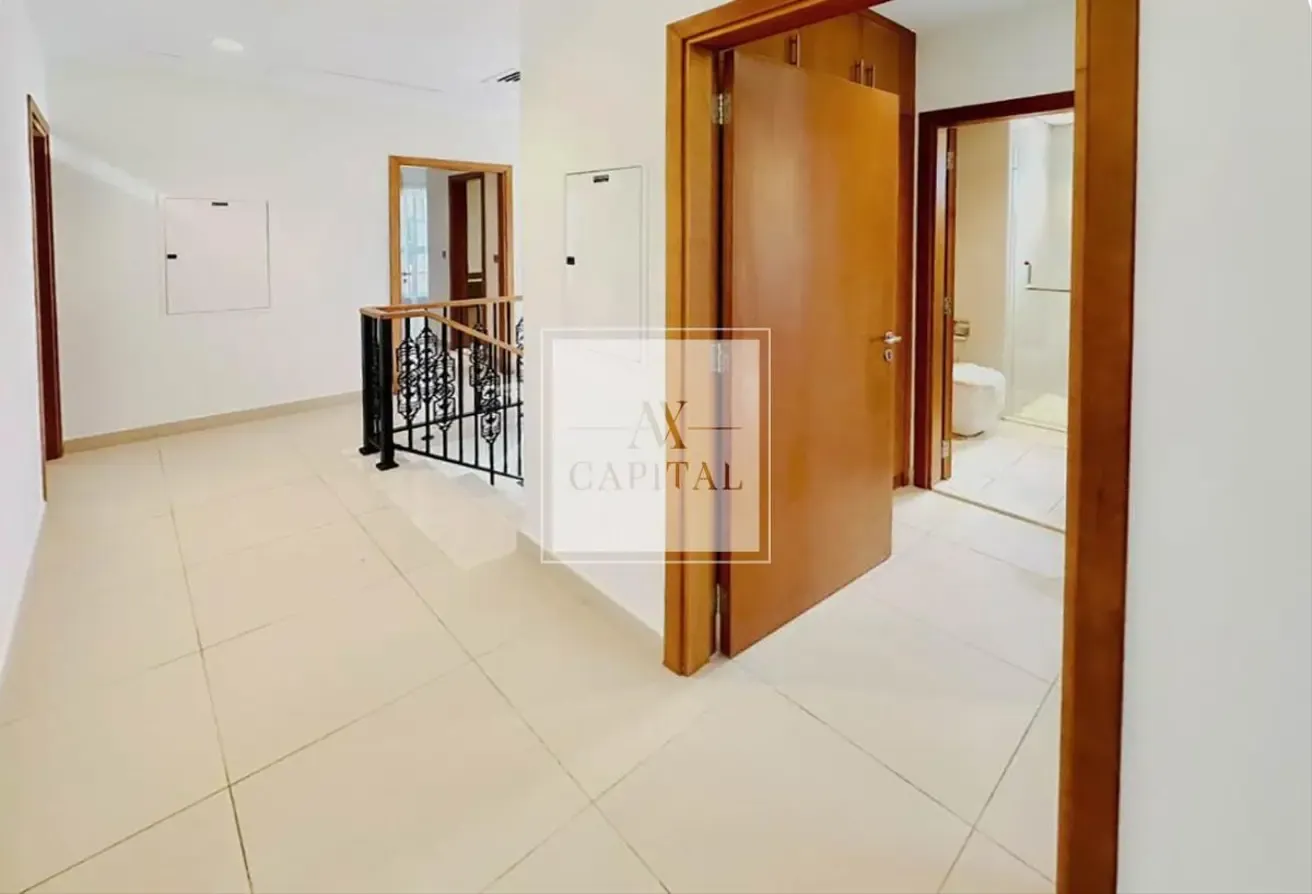 Back to Back | Rented | Middle Unit