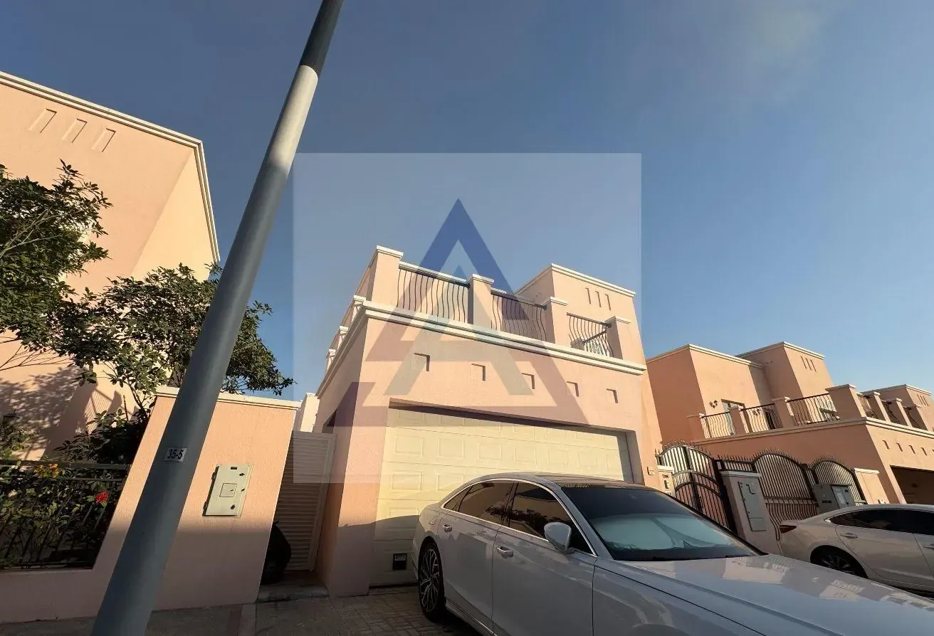 Villa for Sale in Dubai  Nad Al Shiba Third