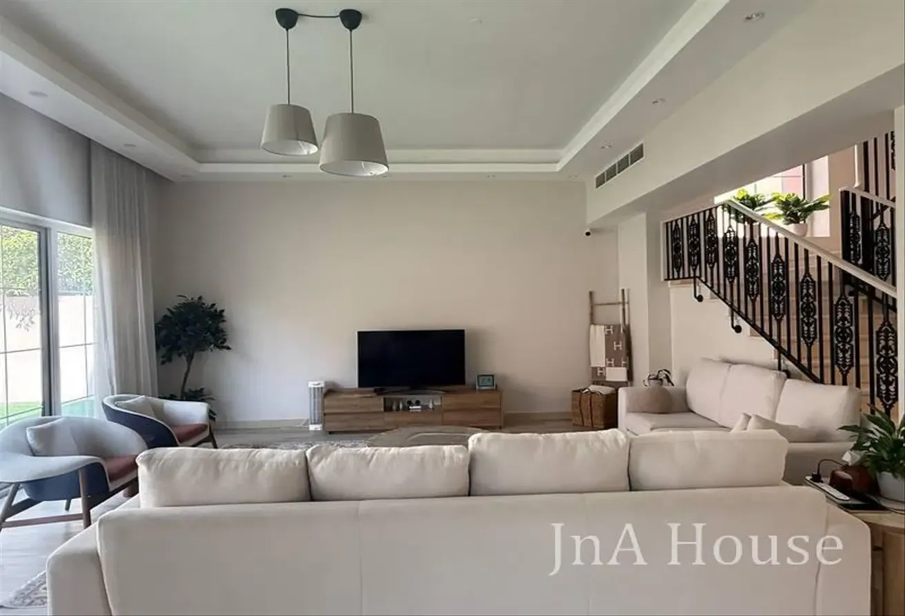 4BR+MAID ROOM I UPGRADED VILLA I FULLY FURNISHED