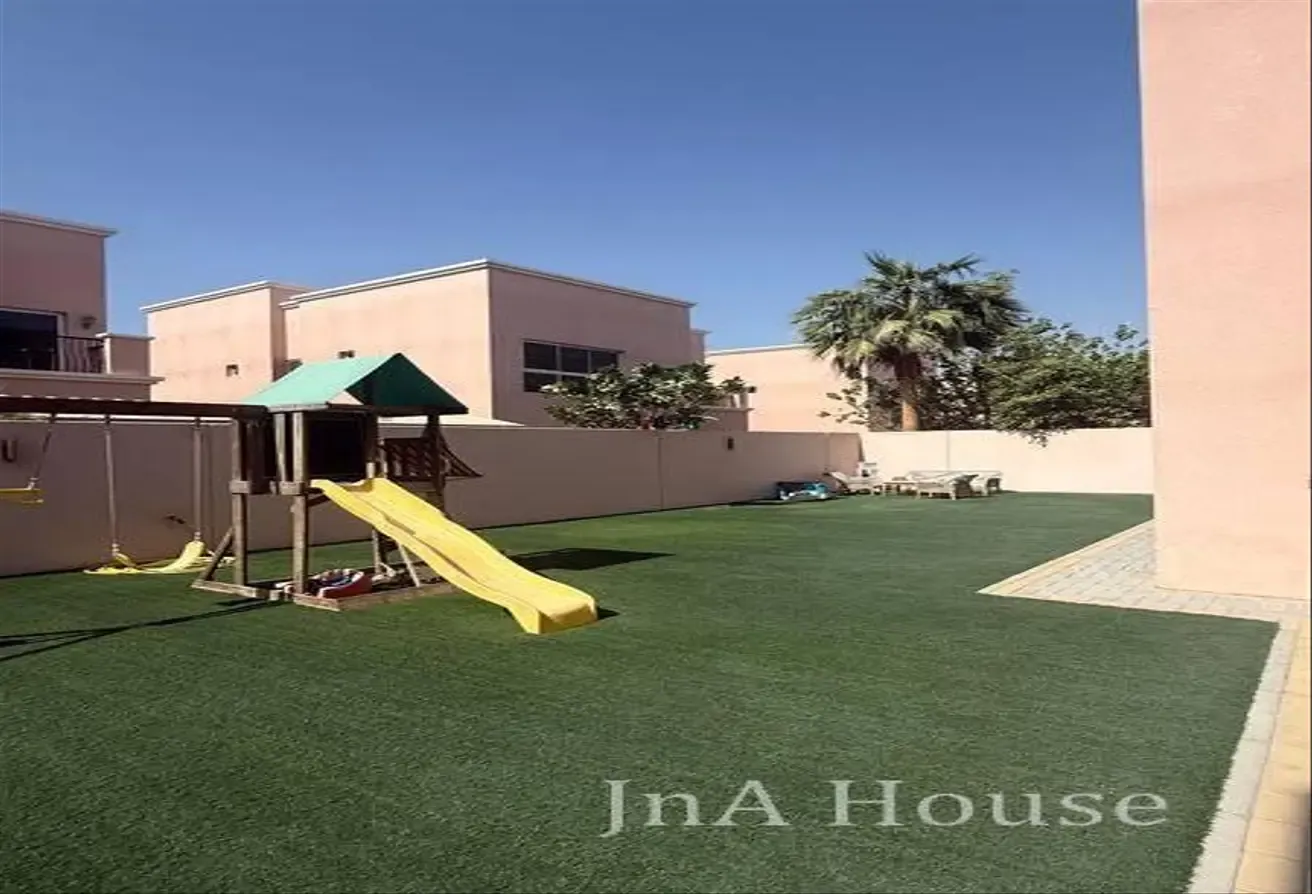 4BR+MAID ROOM I UPGRADED VILLA I FULLY FURNISHED