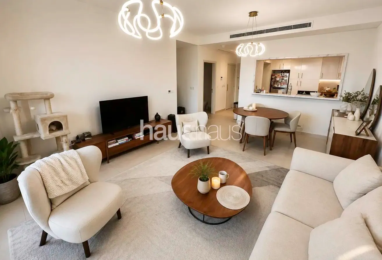 Vacant On Transfer | Upgraded | Fully Furnished