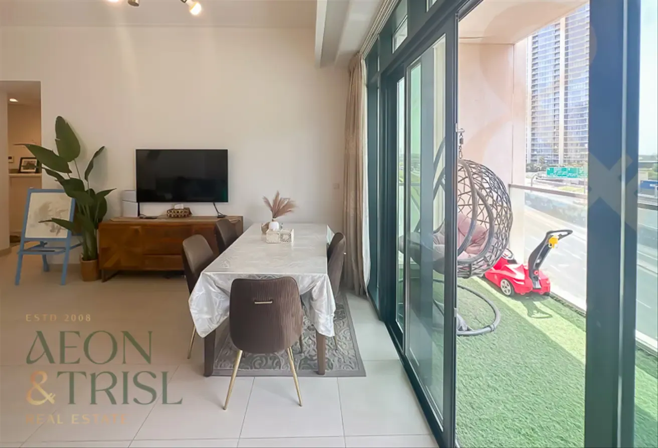 Rare 2 Bed | Spacious | Great View