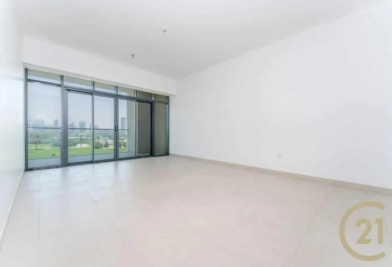Vacant Now | Golf Course View | 3+Maids