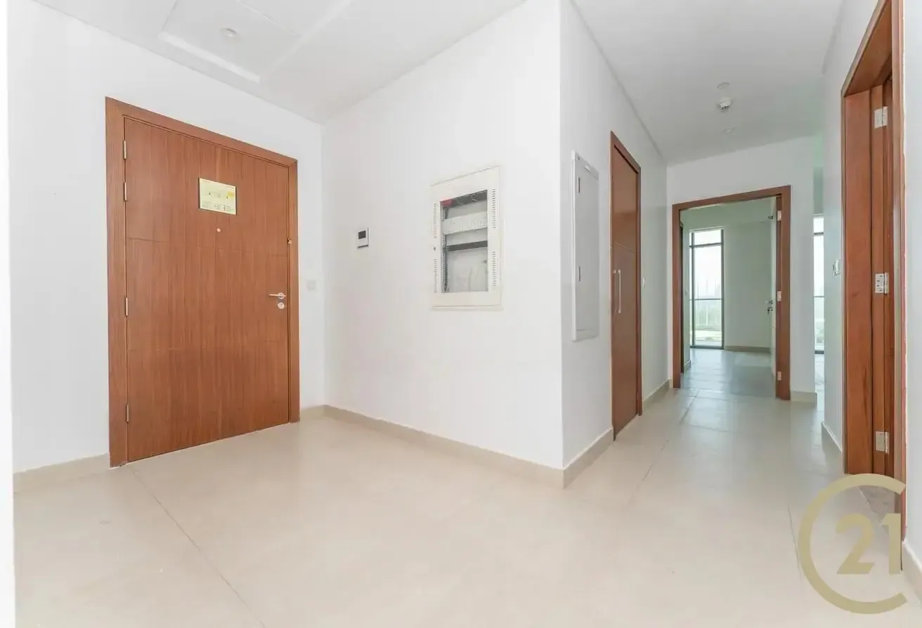 Vacant Now | Golf Course View | 3+Maids