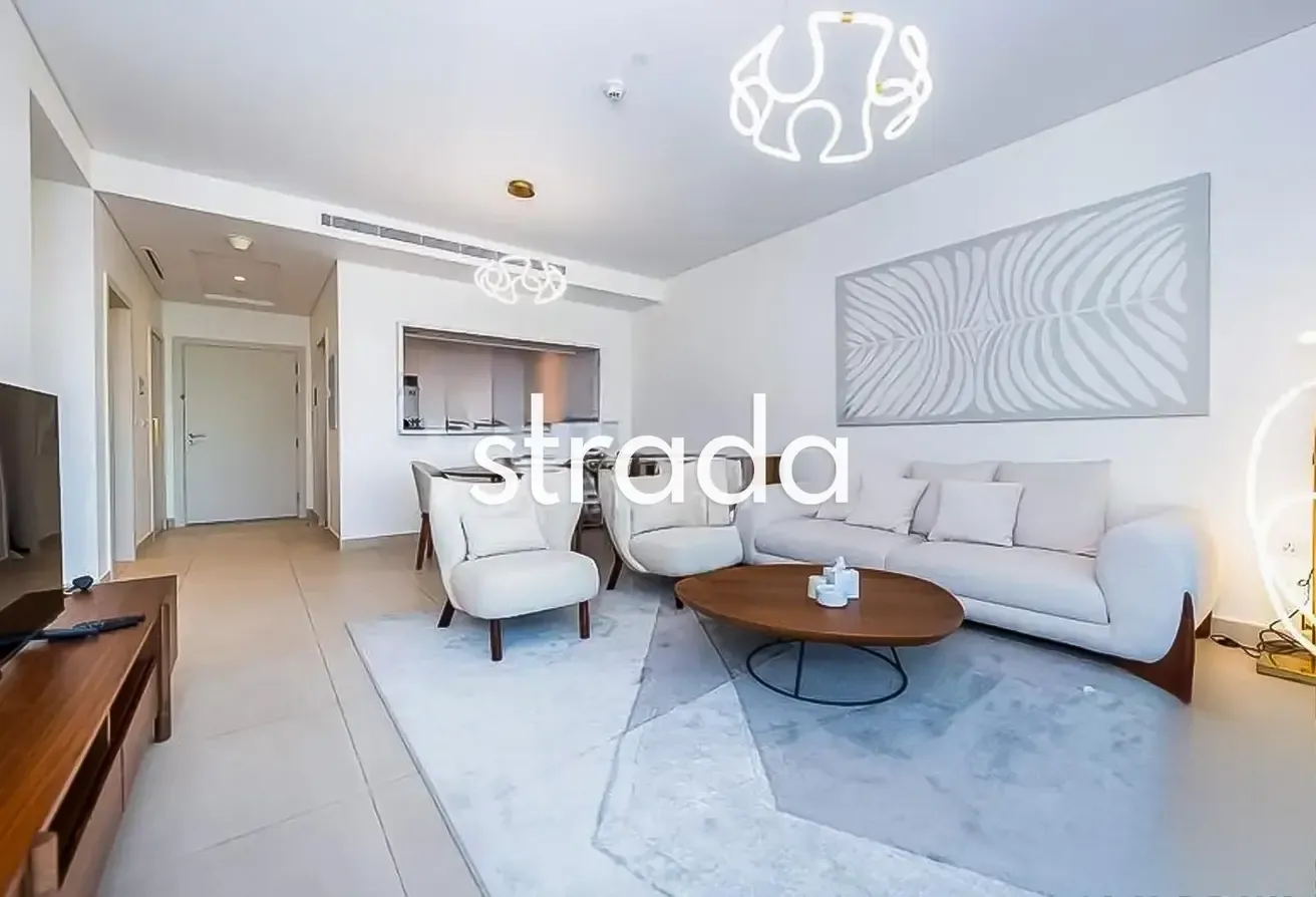 Upgraded | Furnished | High Floor