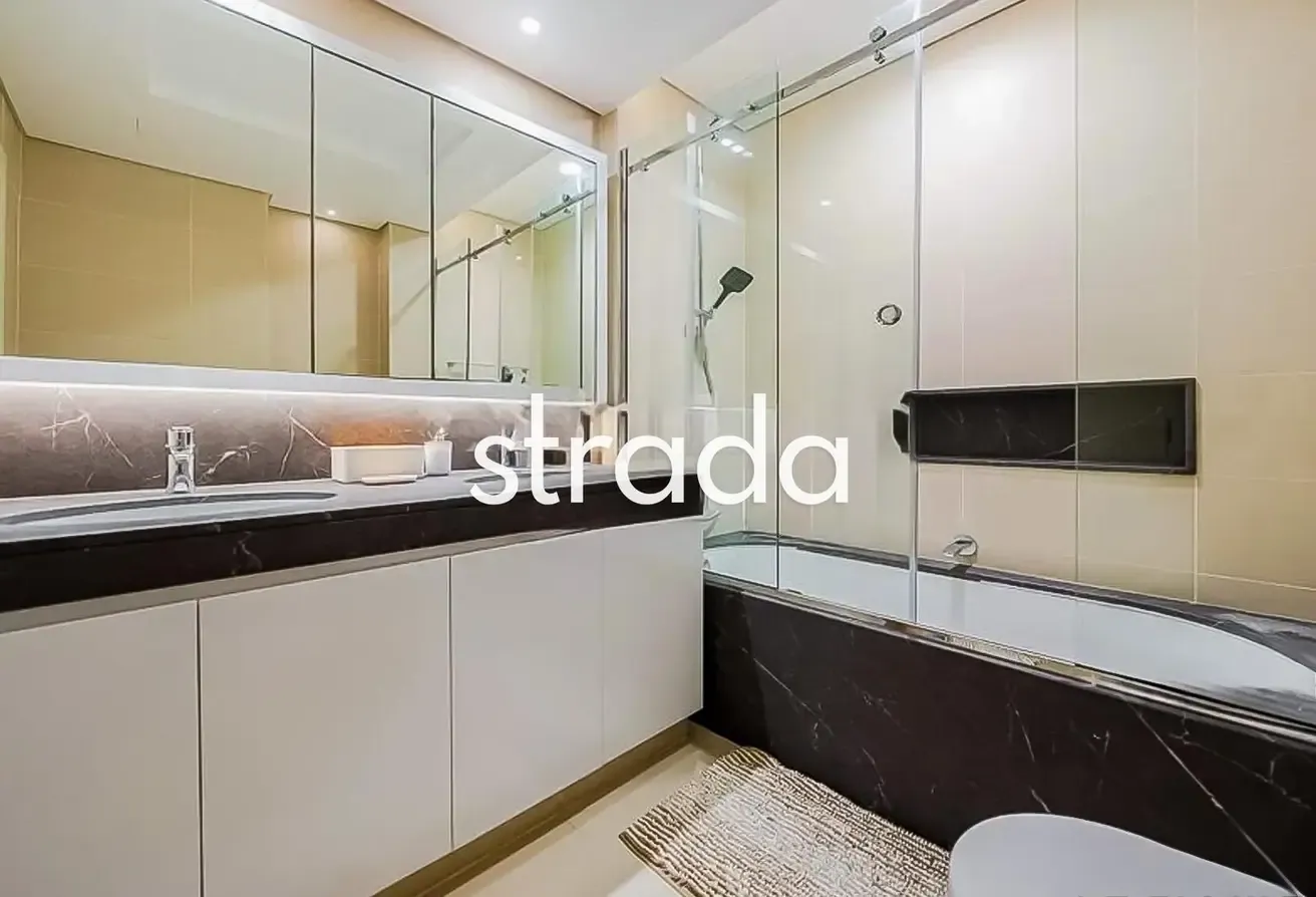 Upgraded | Furnished | High Floor