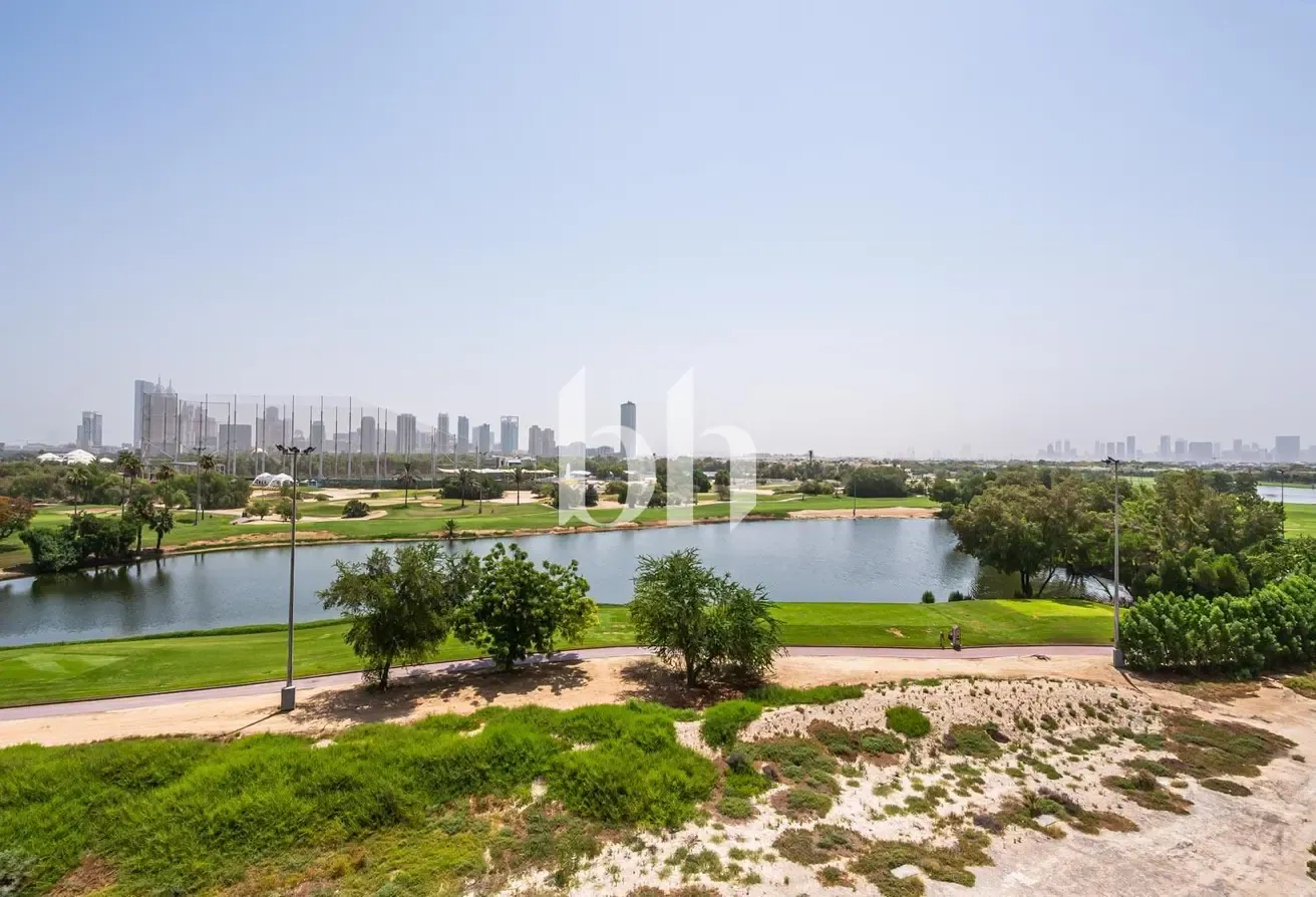 Exceptional Quality | GolfCourse View | Large Type