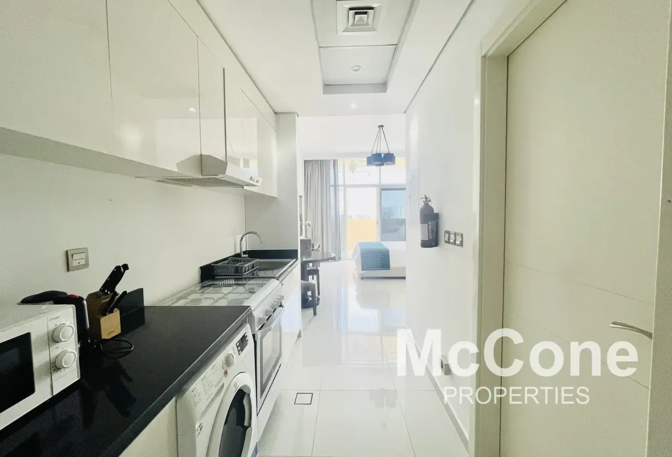 Stylish | Fully Equipped | Ideal Investment