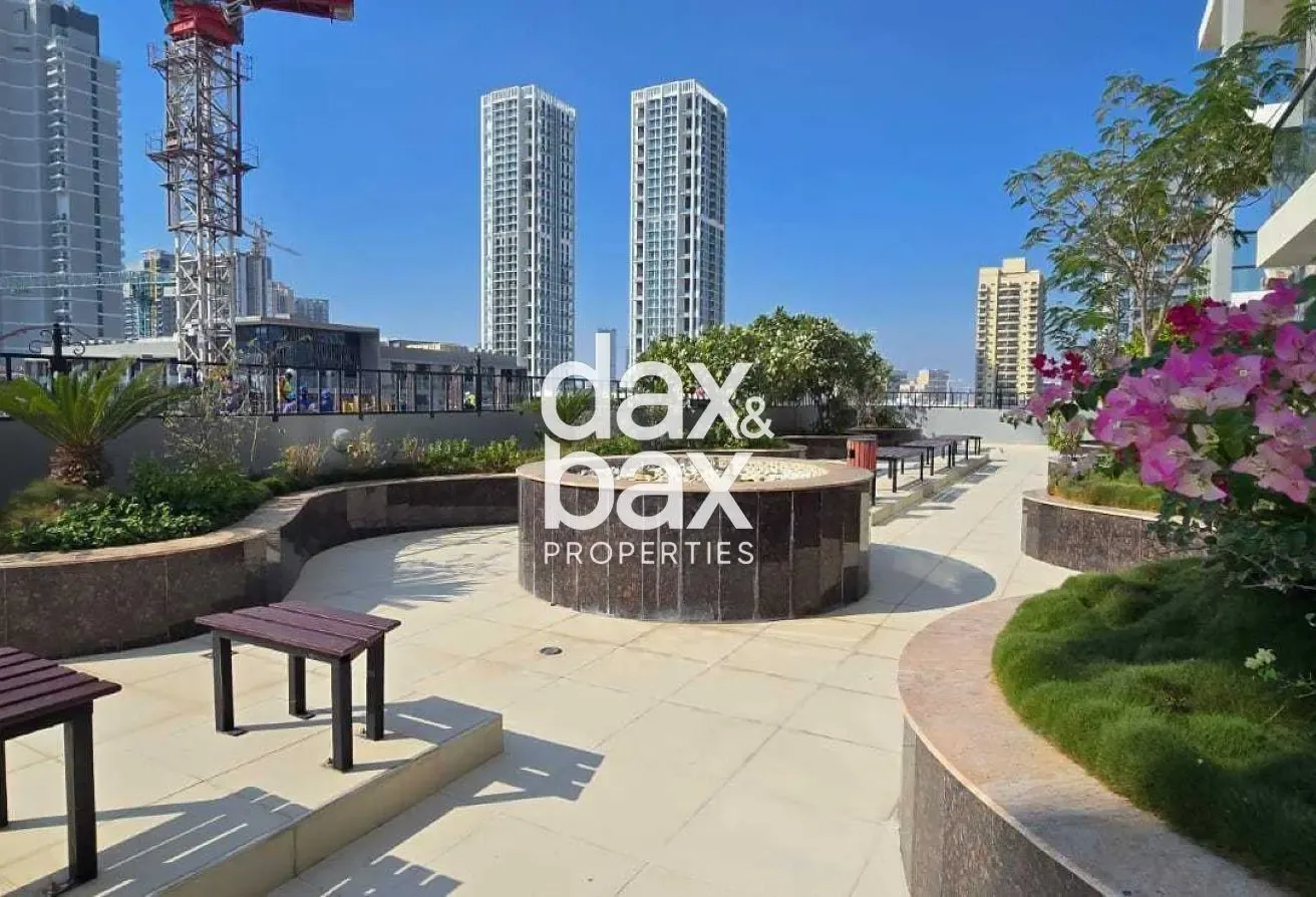 Furnished | Pool & City View | VOT