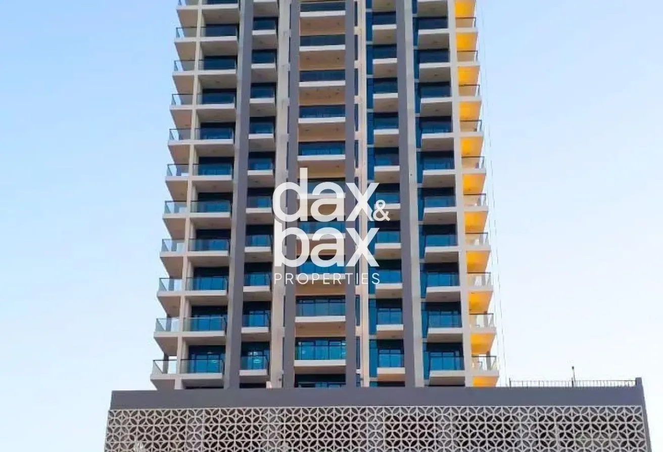 Furnished | Pool & City View | VOT