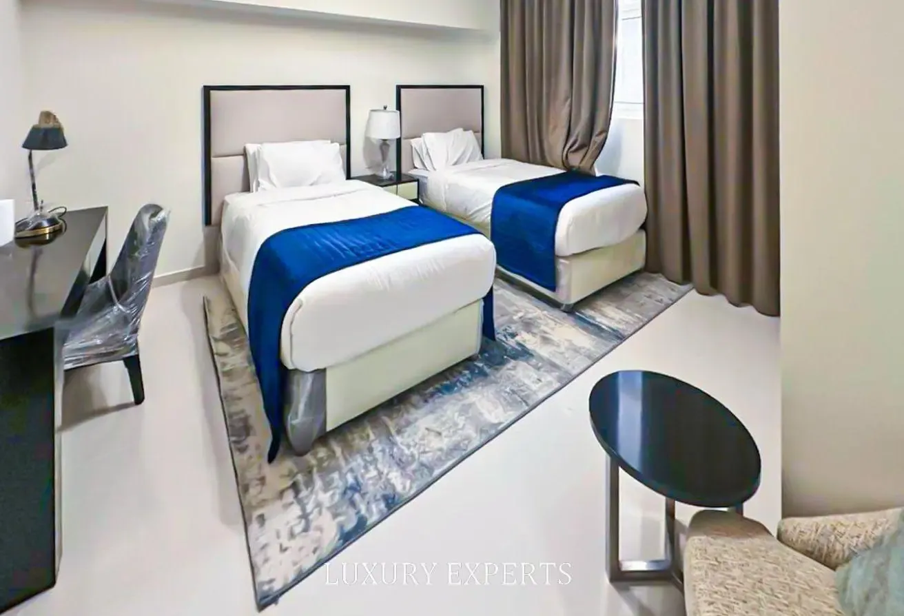 2BR | High Floor | Park View | Tenanted