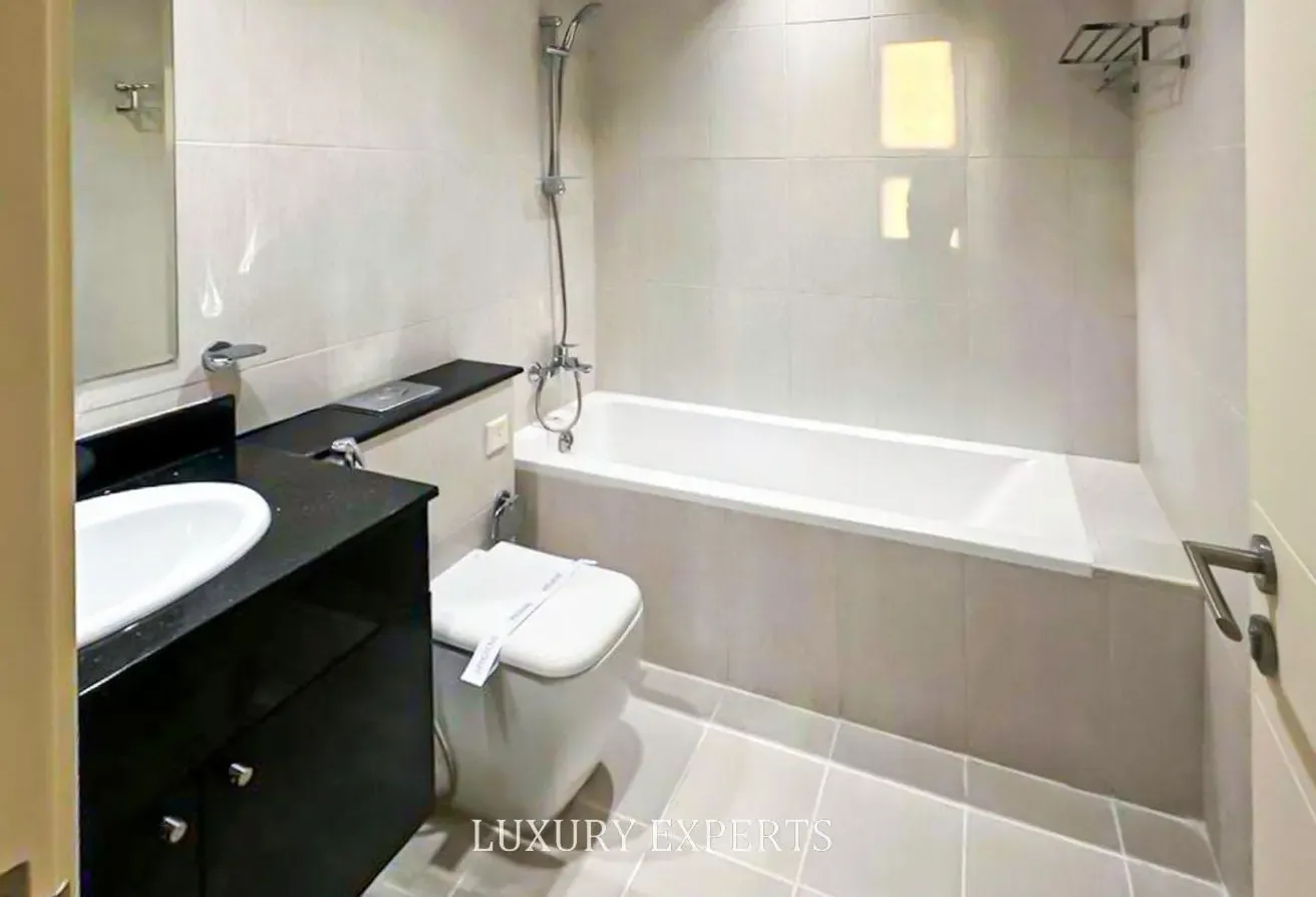 2BR | High Floor | Park View | Tenanted