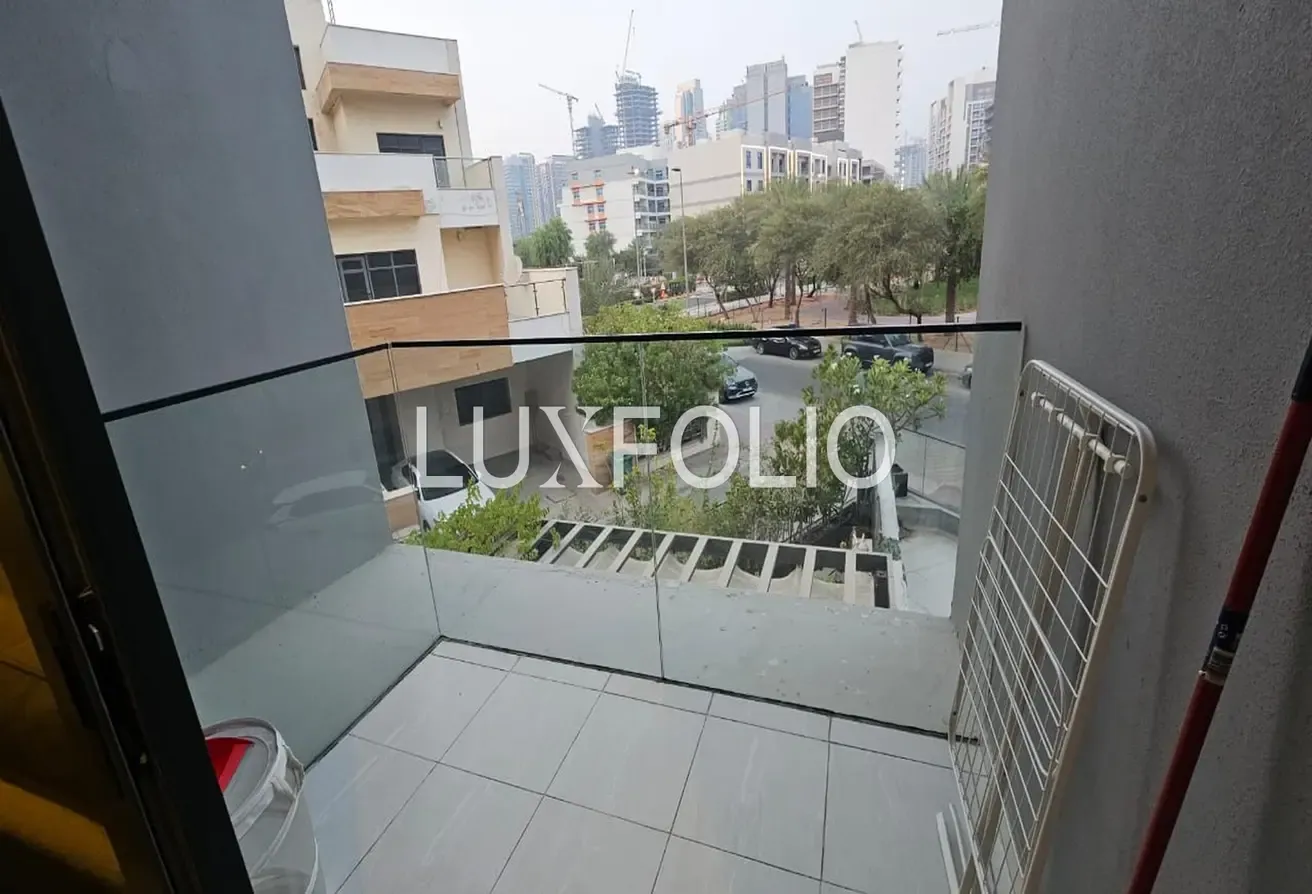 Great Deal | Park View | Vacant