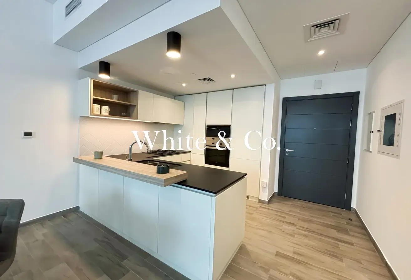 Ellington | Vacant Now | Well Maintained