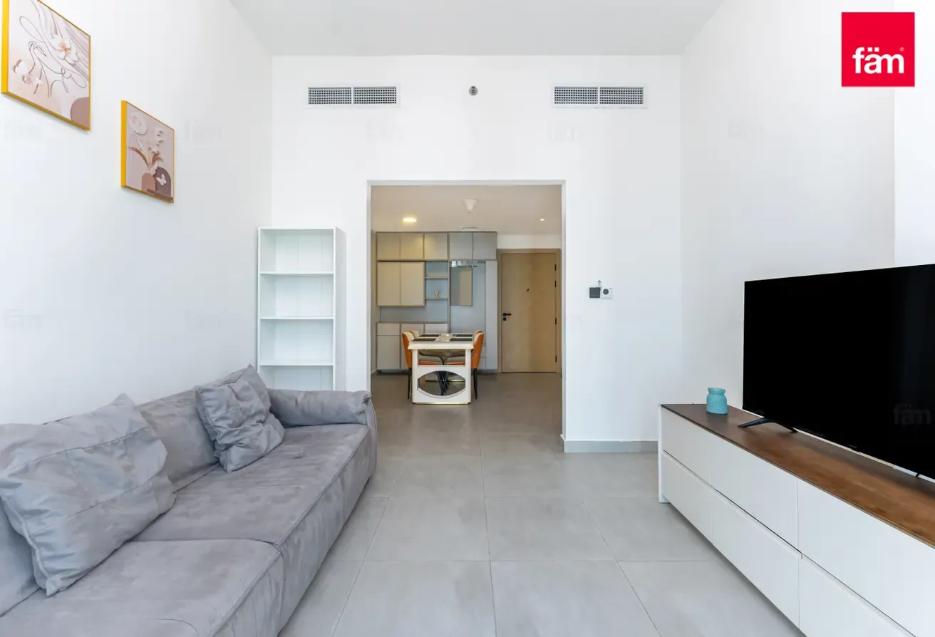 Furnished I Upgraded I Big Layout