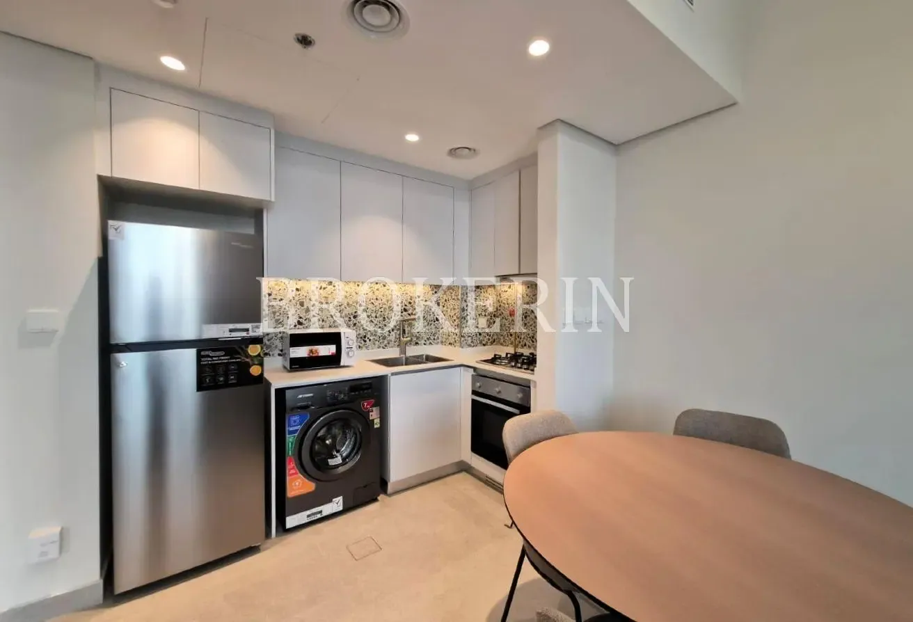 COZY & MODERN | BRAND NEW UNIT | PRIME LOCATION