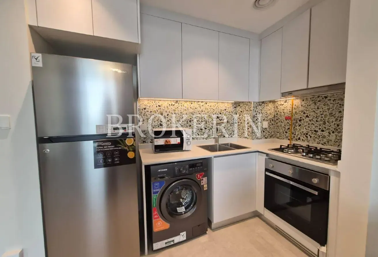 COZY & MODERN | BRAND NEW UNIT | PRIME LOCATION