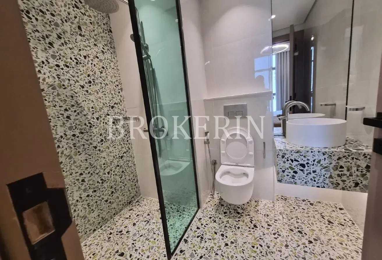 COZY & MODERN | BRAND NEW UNIT | PRIME LOCATION