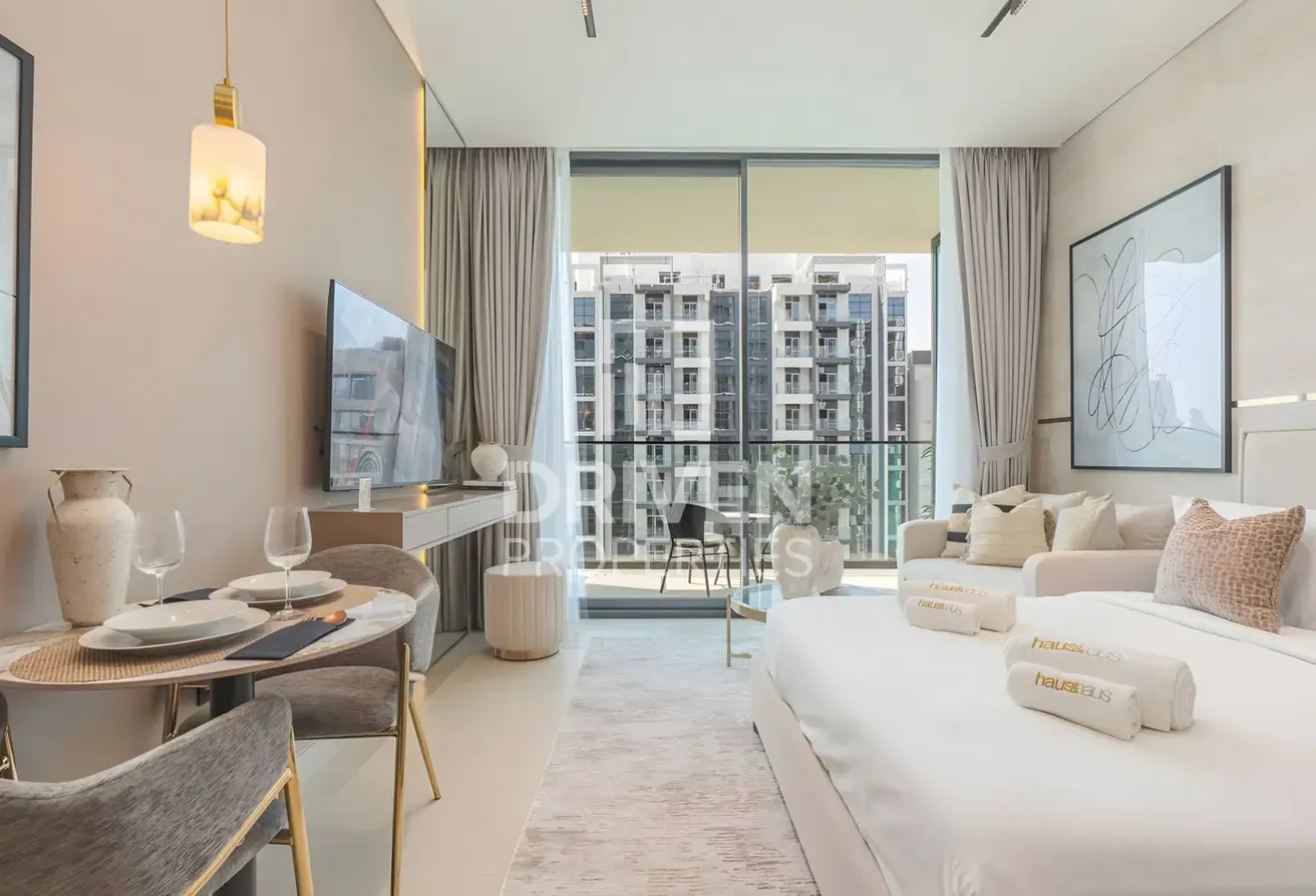 Vacant | Elegant Apartment | Prime Location