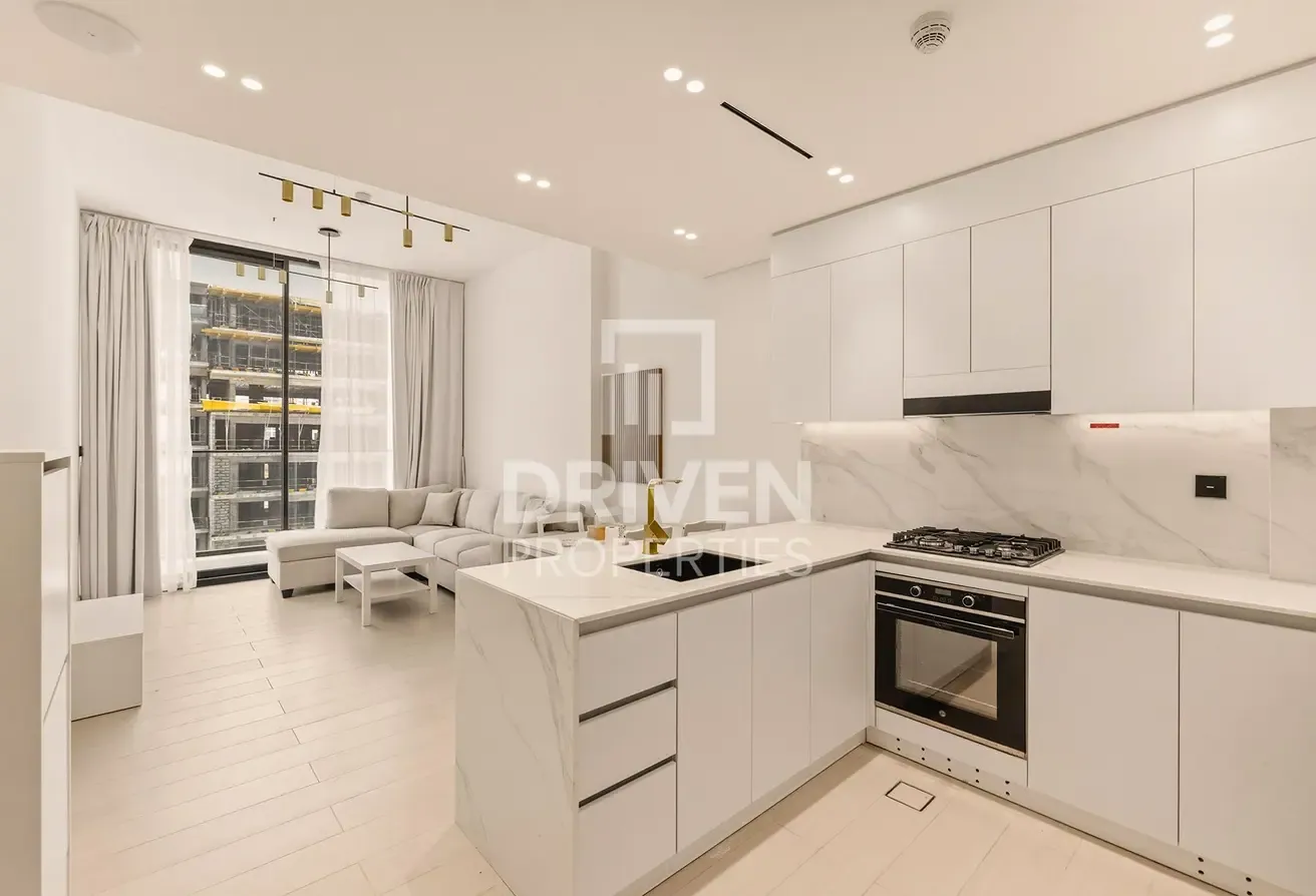Modern | Brand New | Ready to Move in