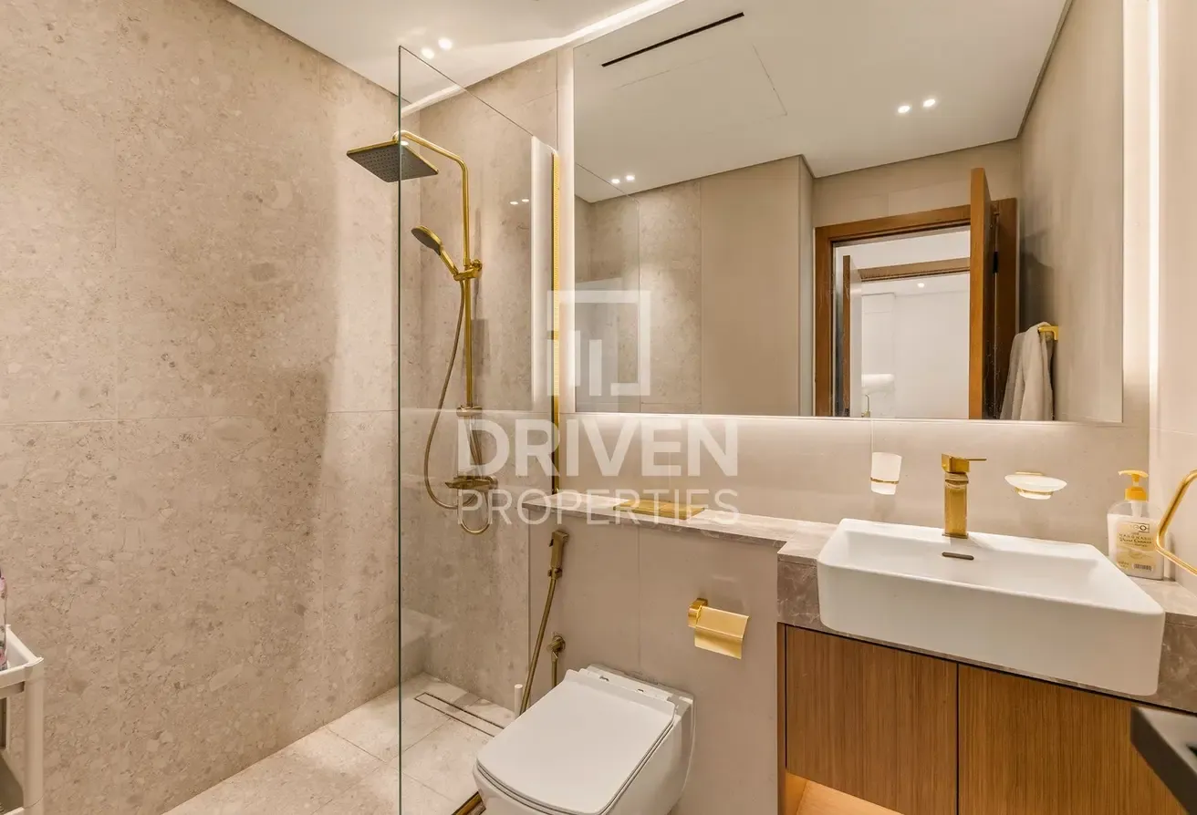 Modern | Brand New | Ready to Move in