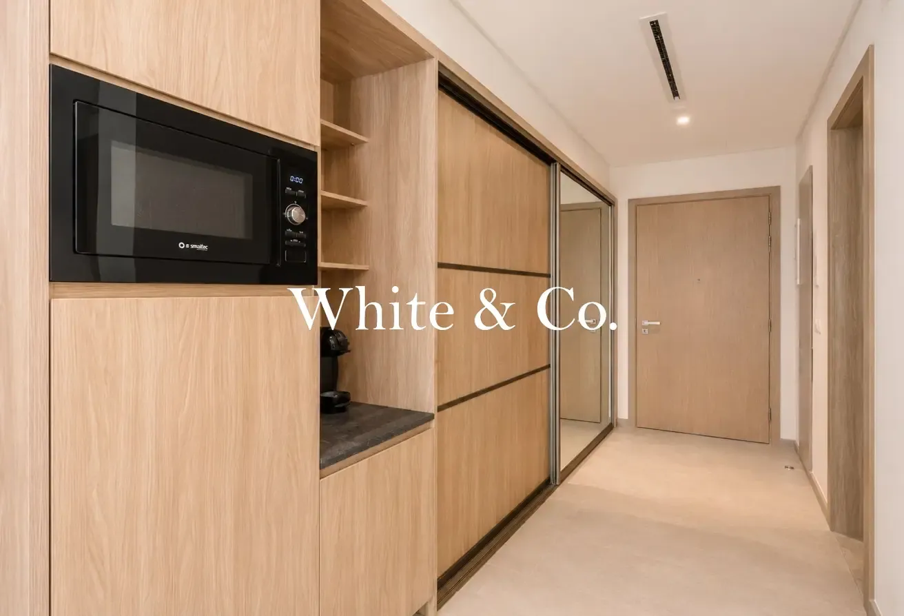 Furnished Studio  |  Pool View  |  JVC