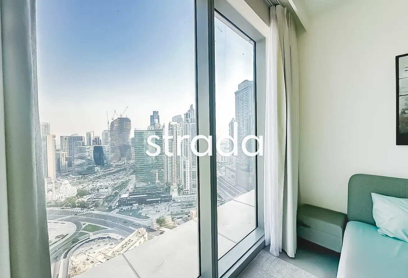 1 of 1 terrace | 3BR | High Floor