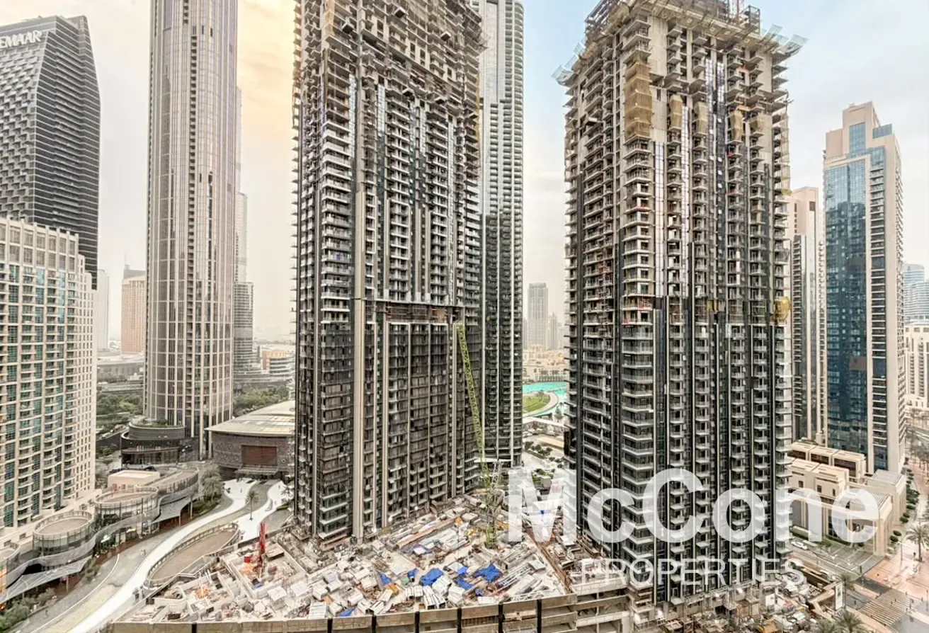 Mid Floor | Vacant | Exclusive