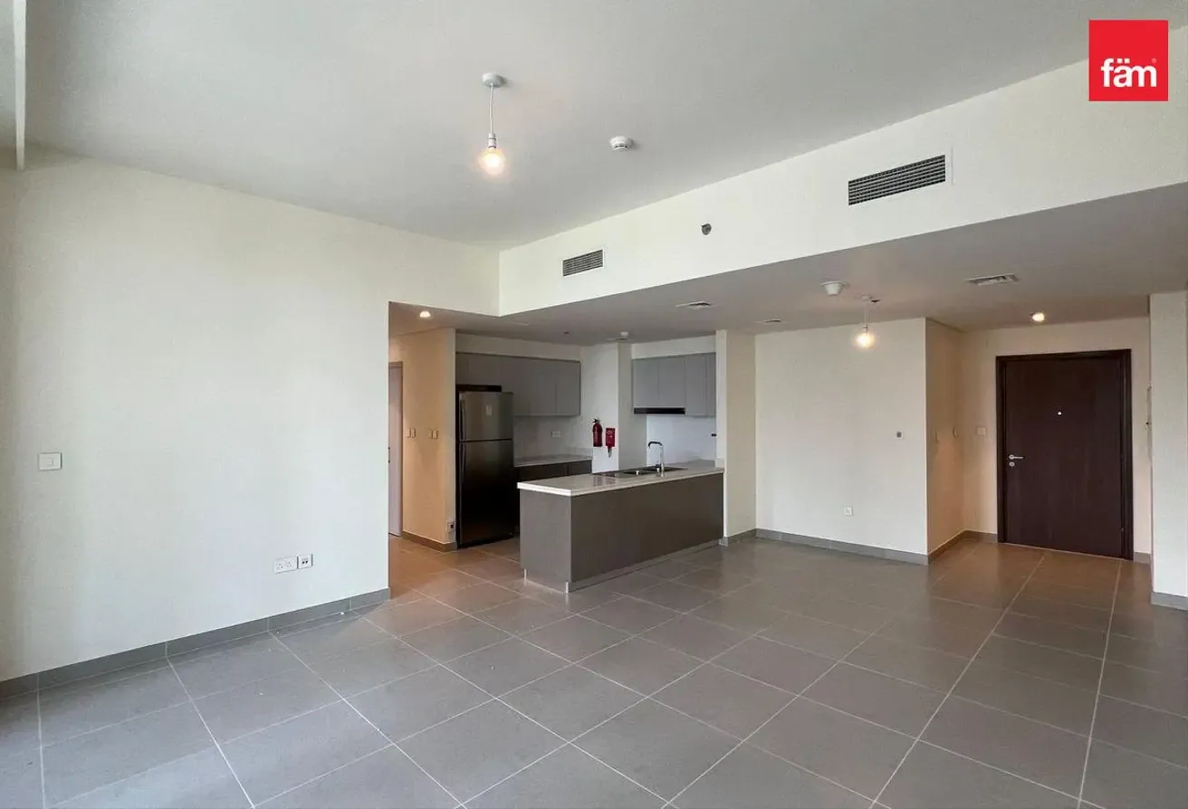 Best Price |Partial Burj Khalifa View | Phpp