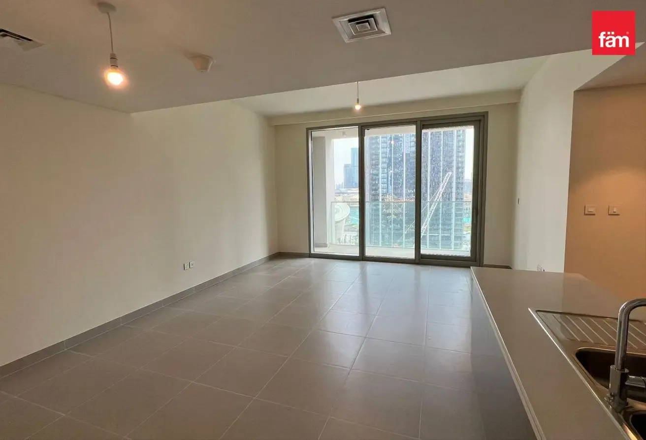 Best Price |Partial Burj Khalifa View | Phpp