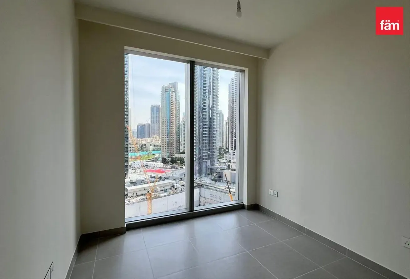 Best Price |Partial Burj Khalifa View | Phpp