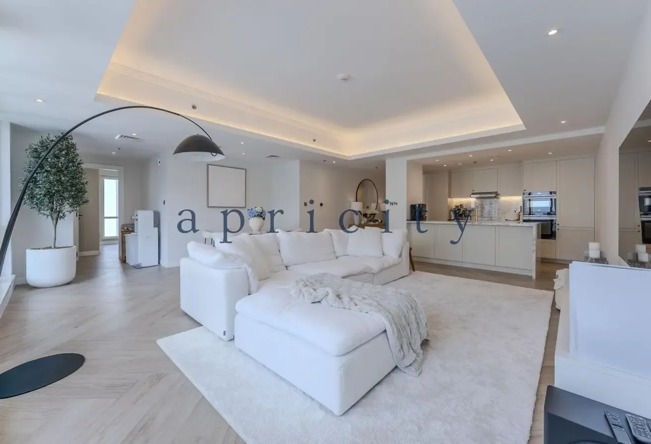 Rare Layout | Fully Renovated | Marina View