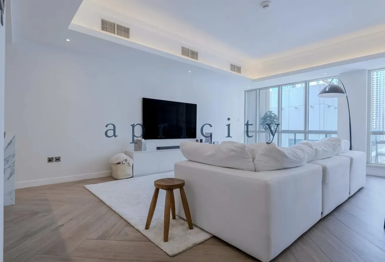 Rare Layout | Fully Renovated | Marina View