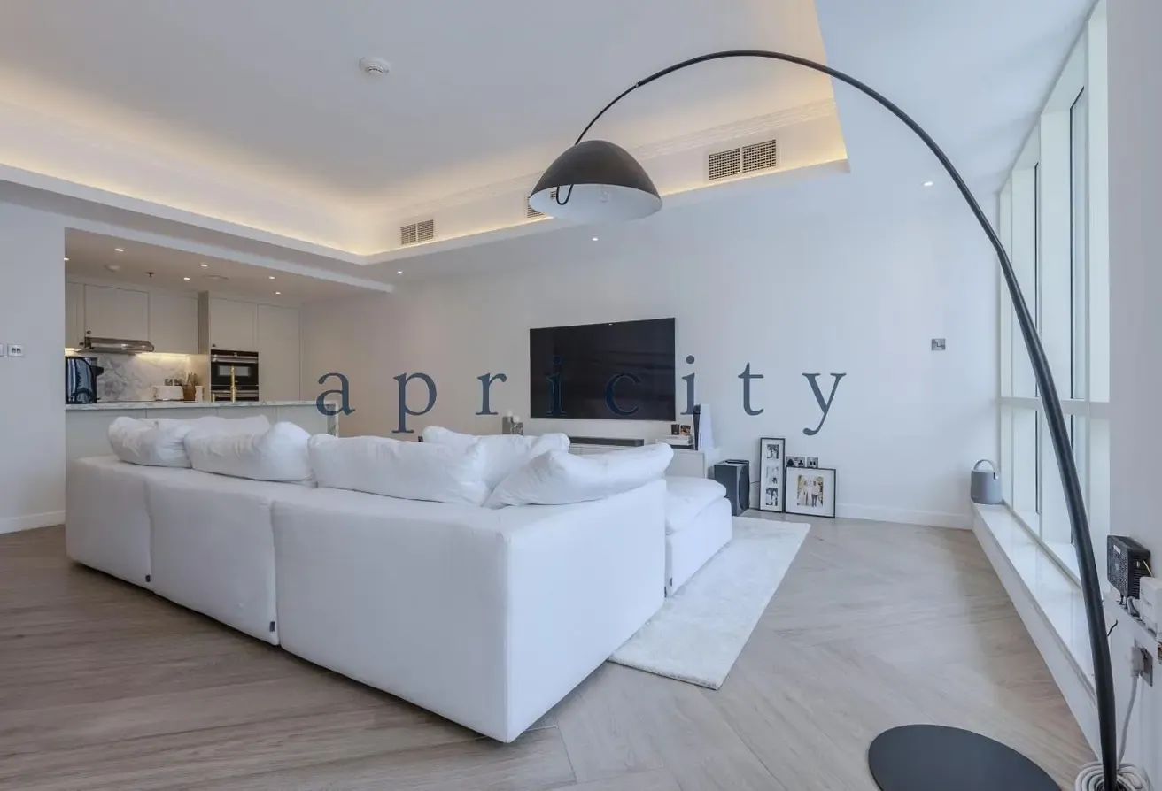 Rare Layout | Fully Renovated | Marina View