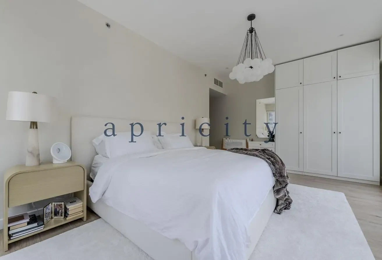 Rare Layout | Fully Renovated | Marina View