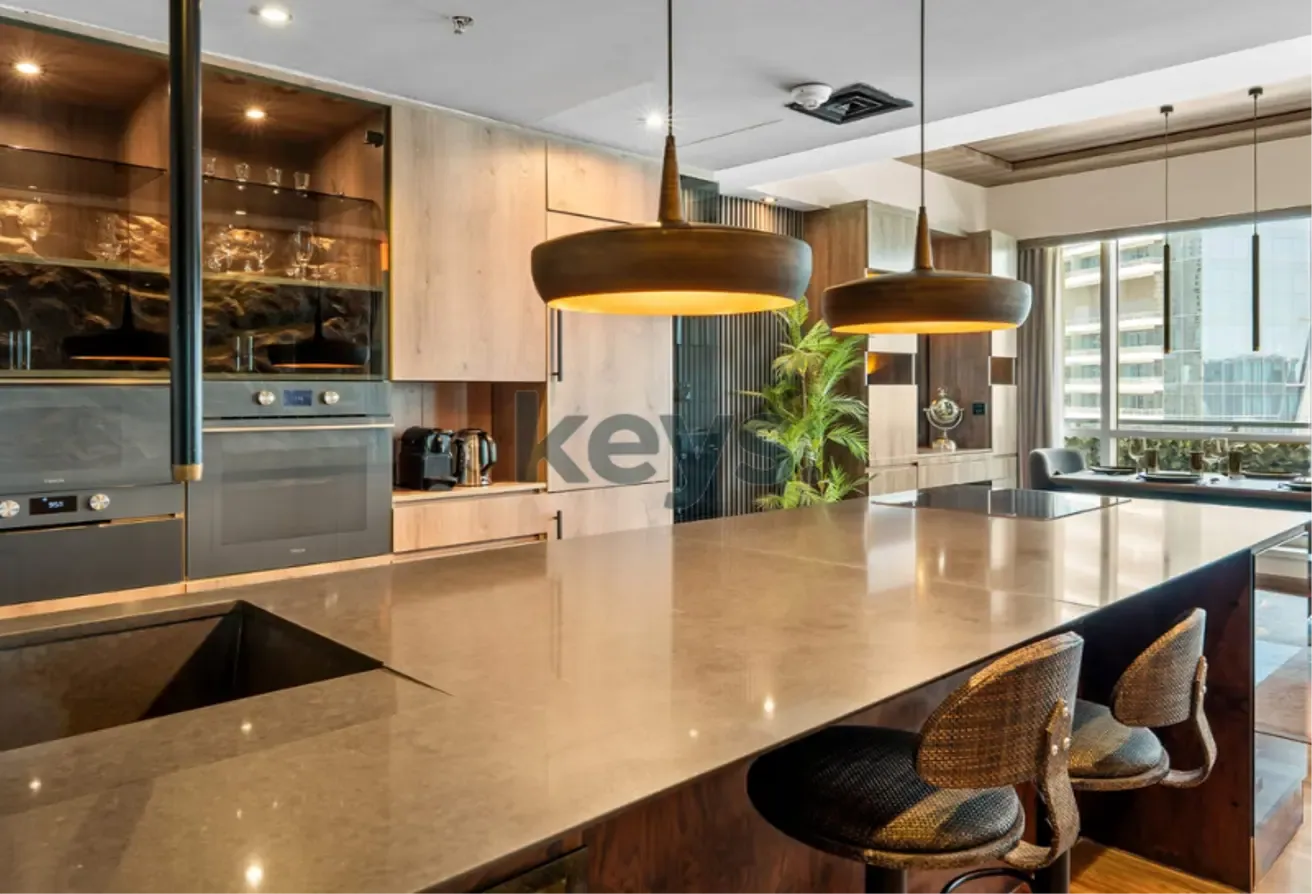 Luxury Upgraded 1BR I Marina Lifestyle I Spacious