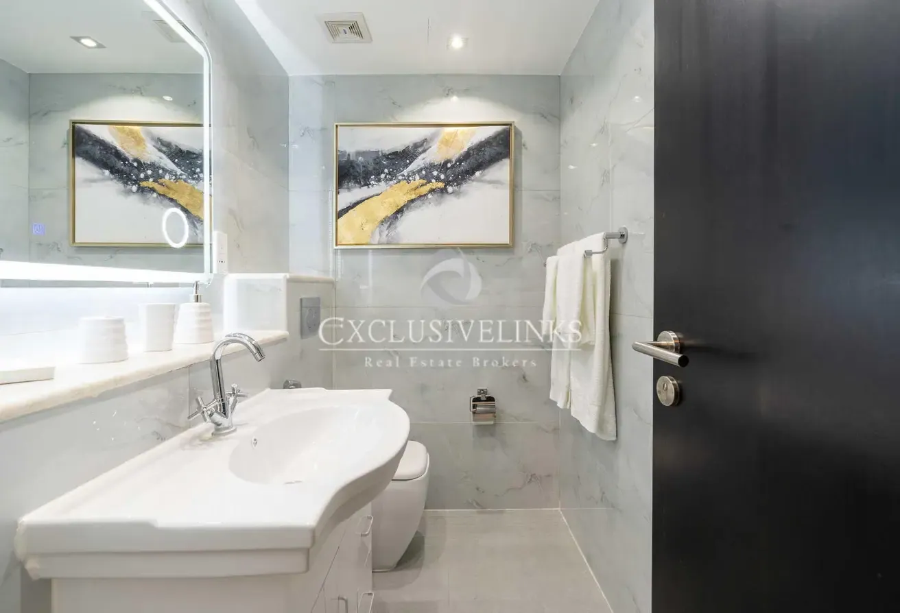 Fully Upgraded | Marina View | Vacant
