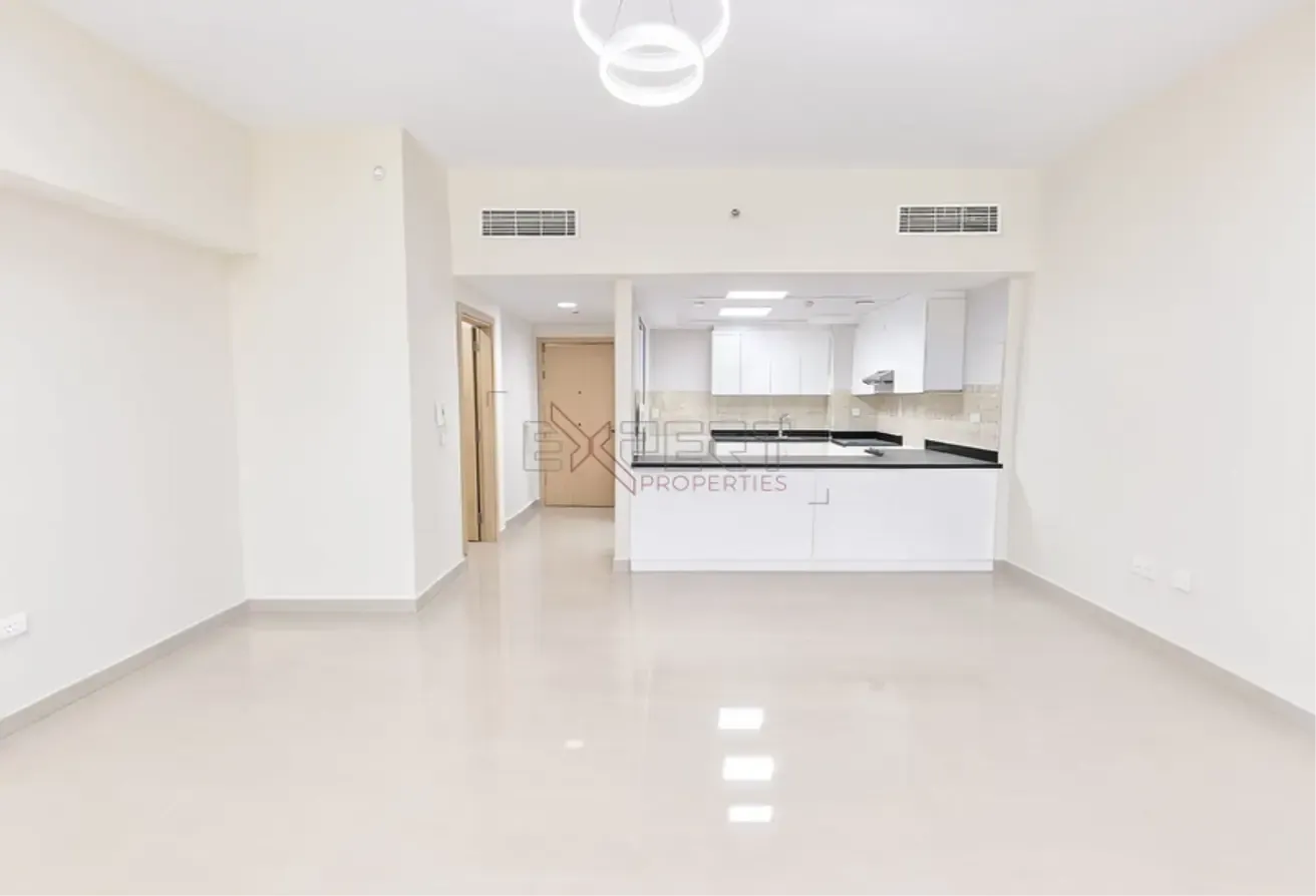 Vacant Unit | Open Kitchen | Ready to Move In