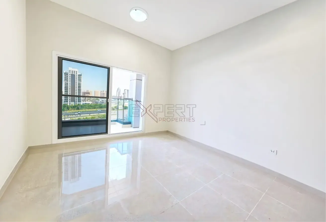 Vacant Unit | Open Kitchen | Ready to Move In