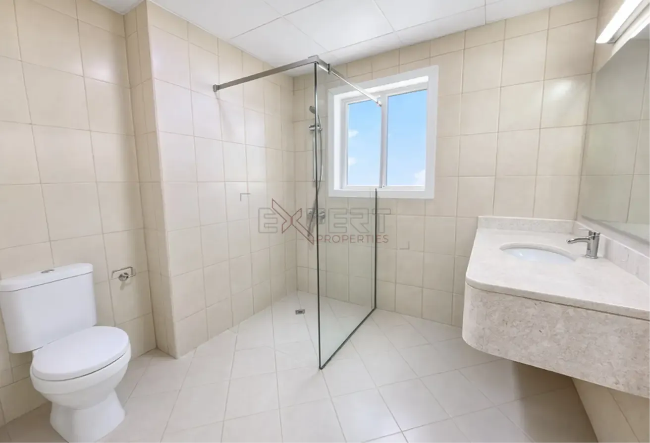Vacant Unit | Open Kitchen | Ready to Move In
