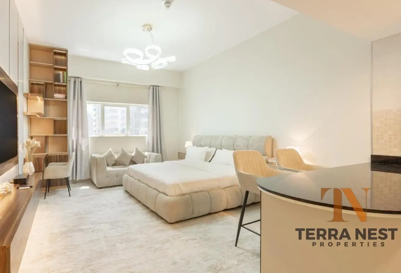 LUXRIOUSLY FURNISHED STUDIO | INVESTORS DEAL
