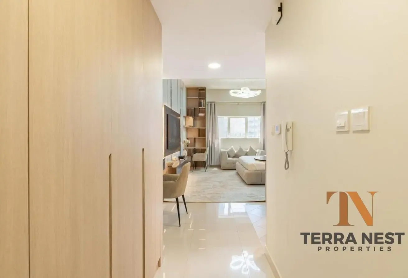 LUXRIOUSLY FURNISHED STUDIO | INVESTORS DEAL