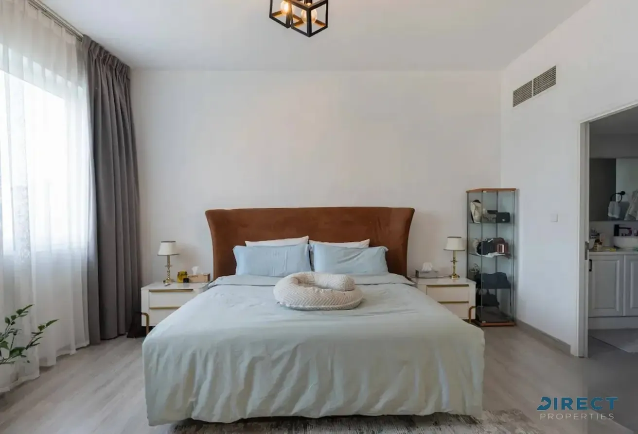 Stunning Renovation | Vacant | Perfect Family Home