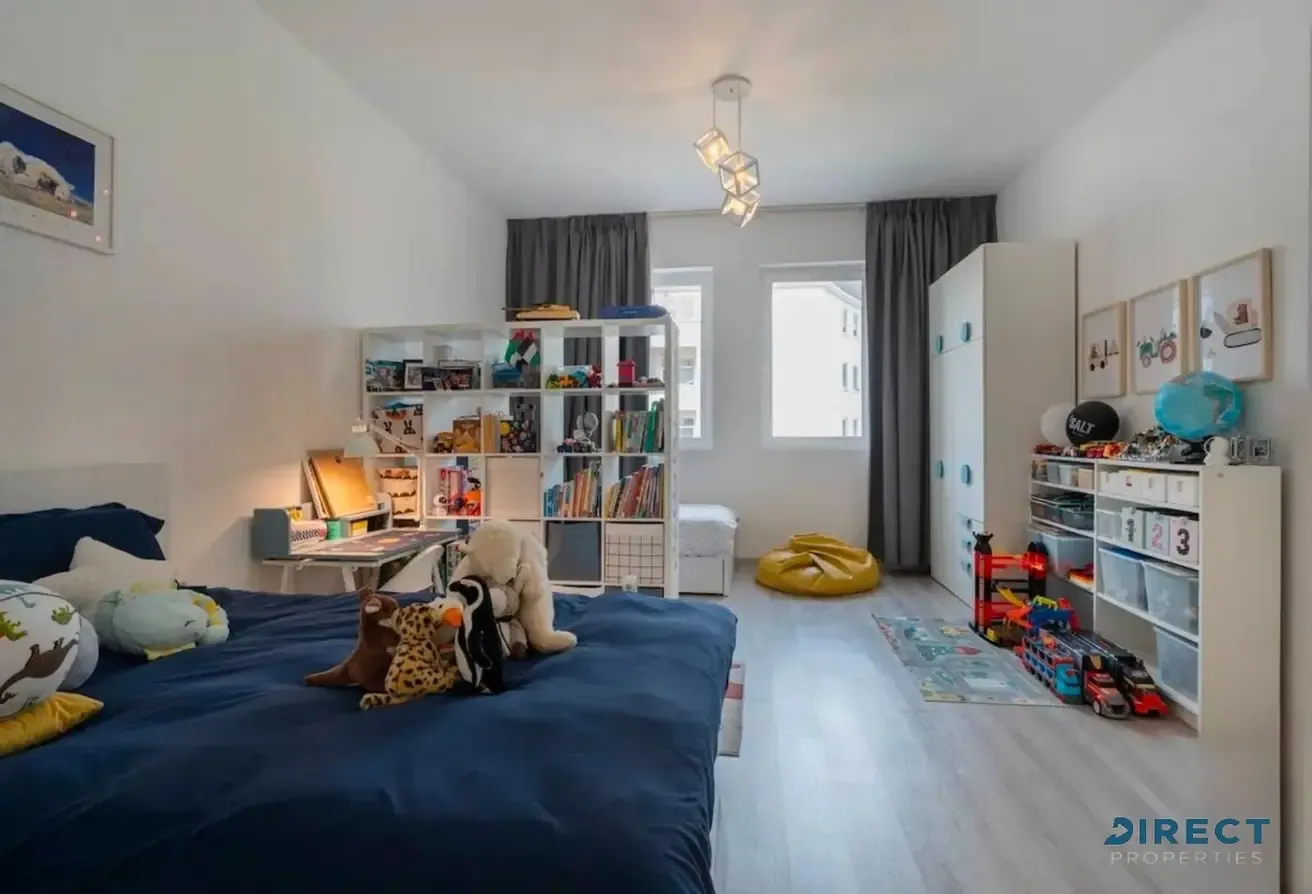 Stunning Renovation | Vacant | Perfect Family Home