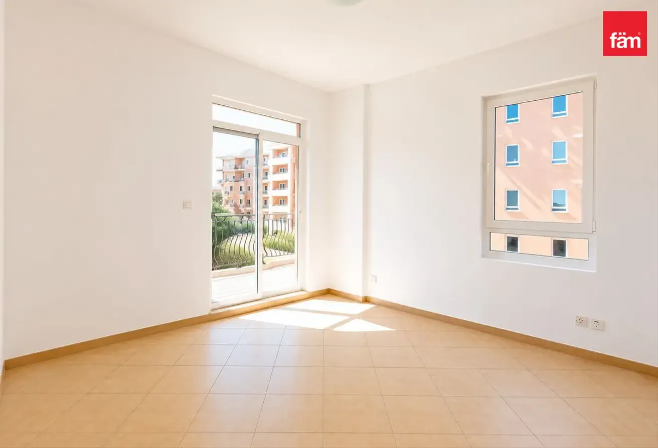Ready | Spacious Home | Perfectly Maintained