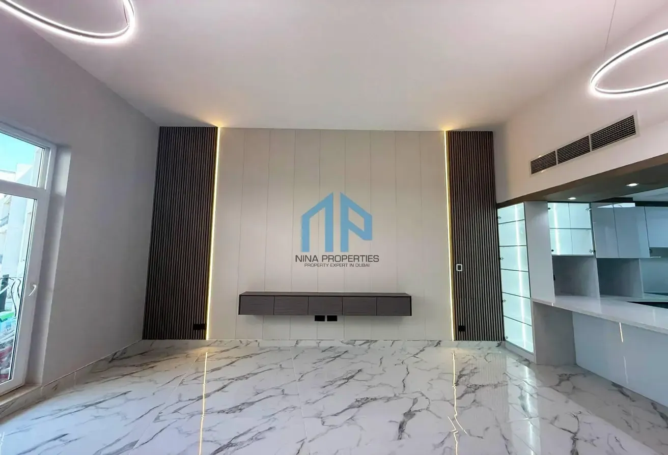 Exclusive | Upgraded 2Bed Plus maidroom | Park View