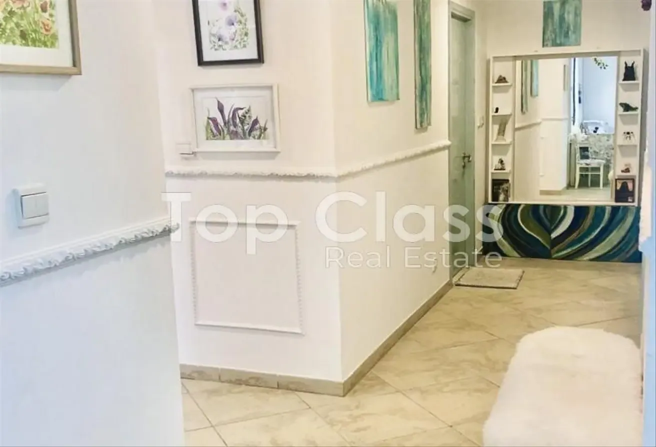 Rented Unit | Unfurnished | Prime Location