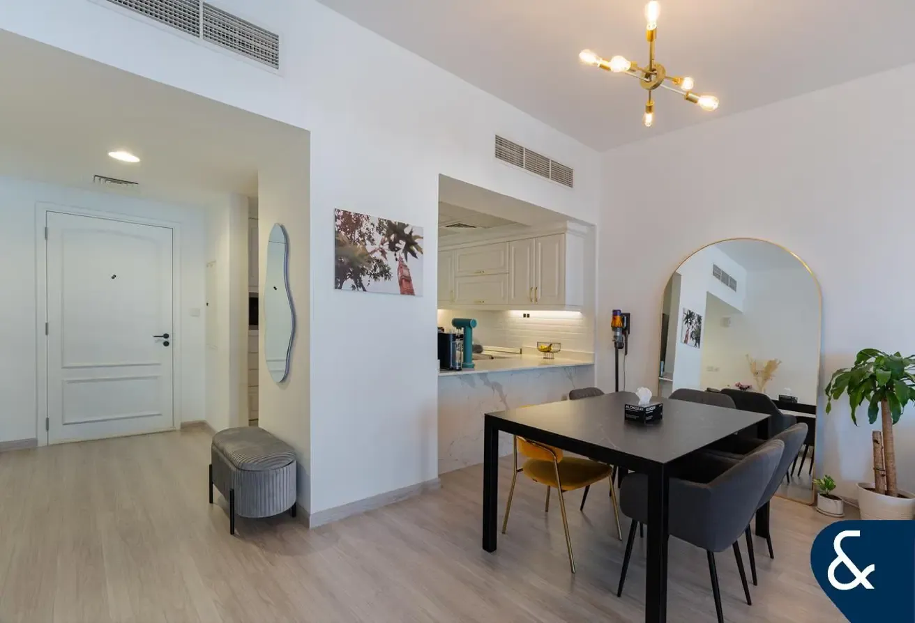 Two Bedroom I Fully Upgraded I Vacant Soon