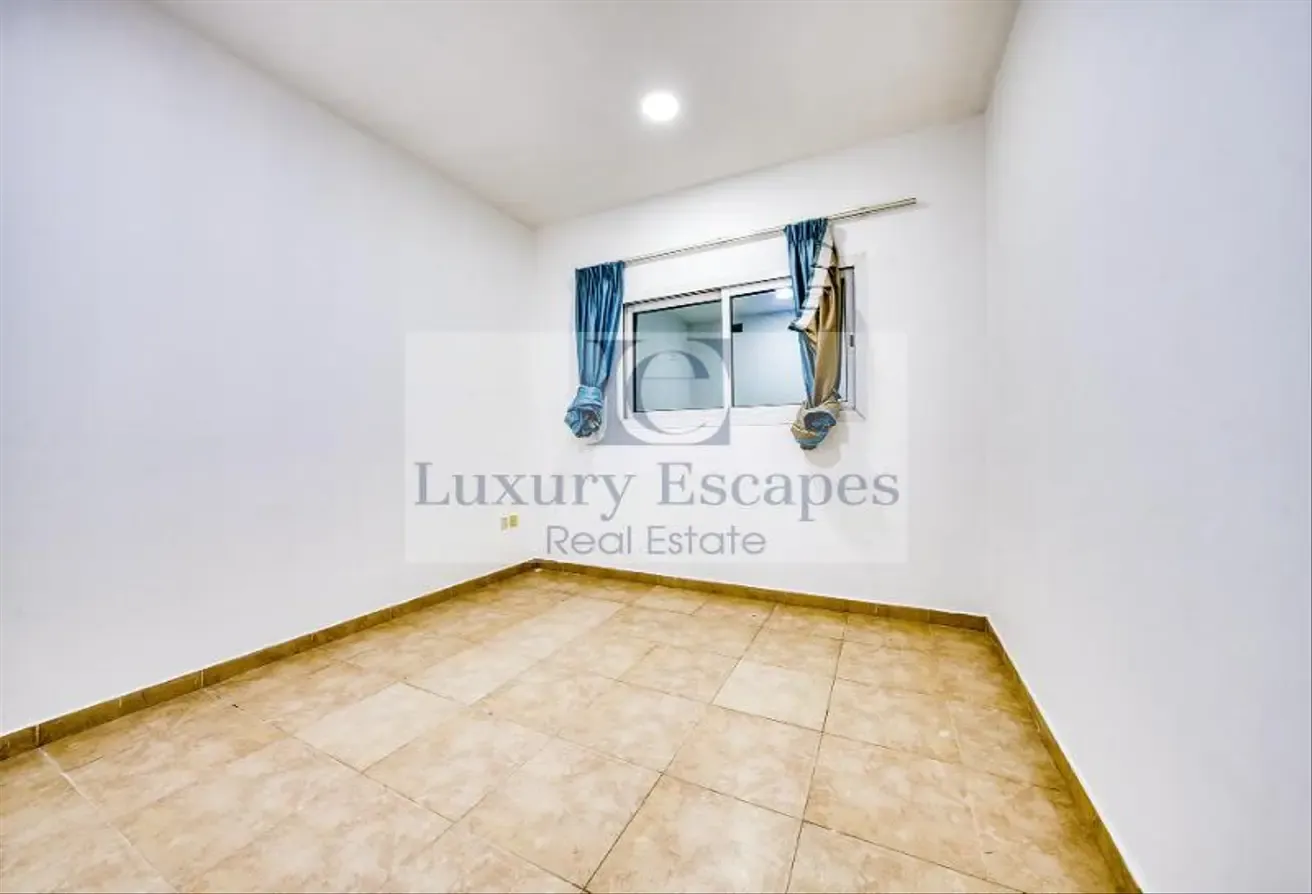 Ready to Move in | High Floor | Lake Views